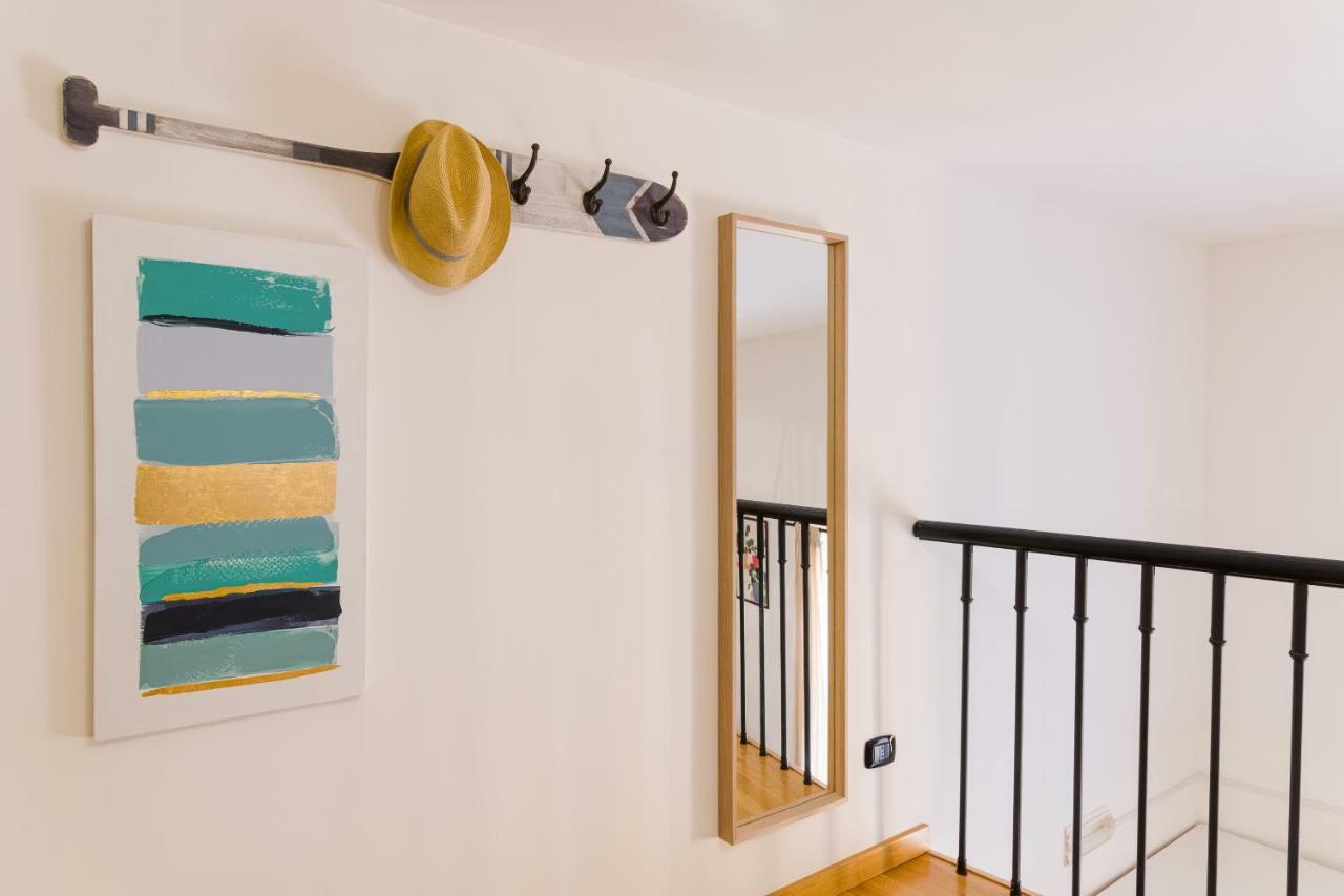 Modern House Apartment เนเปิลส์ ภายนอก รูปภาพ